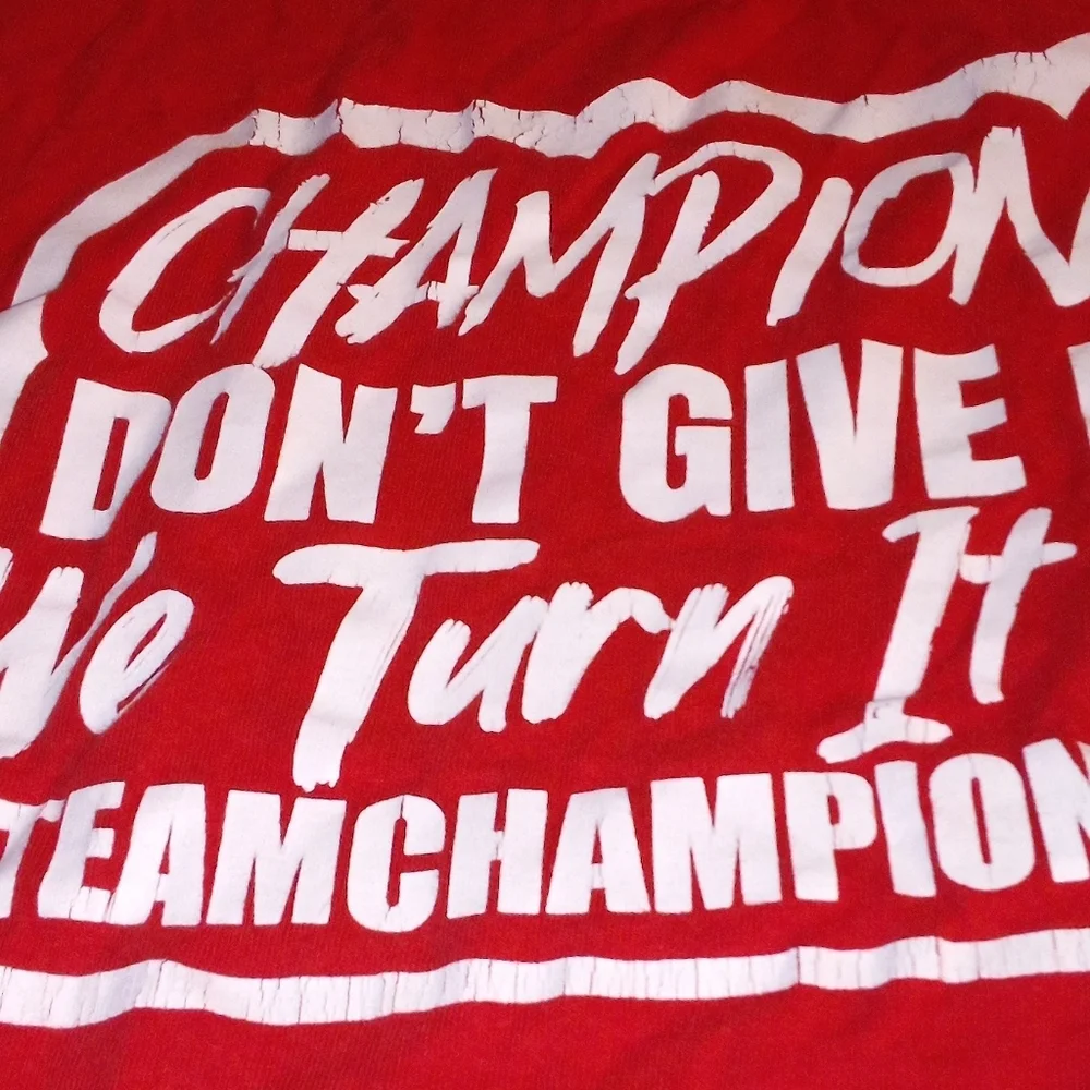 Boys t-shirt with grass size large - Picture 2 of 3